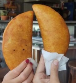 Empanaderia la 13